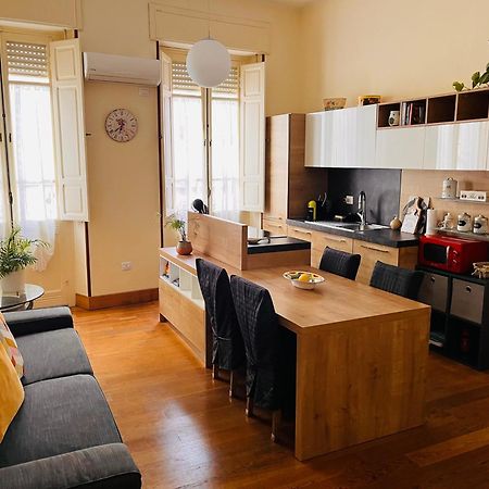 Appartamento Centro Storico Cagliari - Alter Nos House Exterior foto