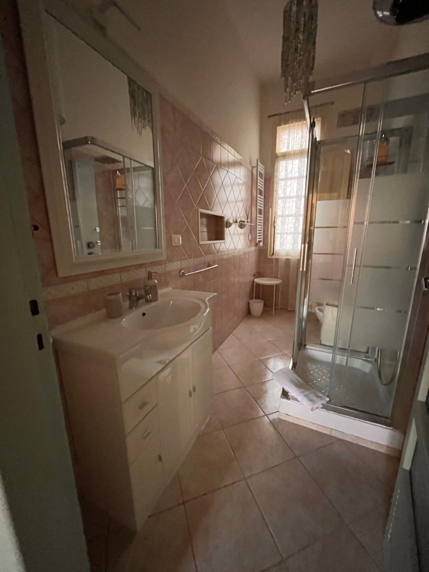 Appartamento Centro Storico Cagliari - Alter Nos House Exterior foto