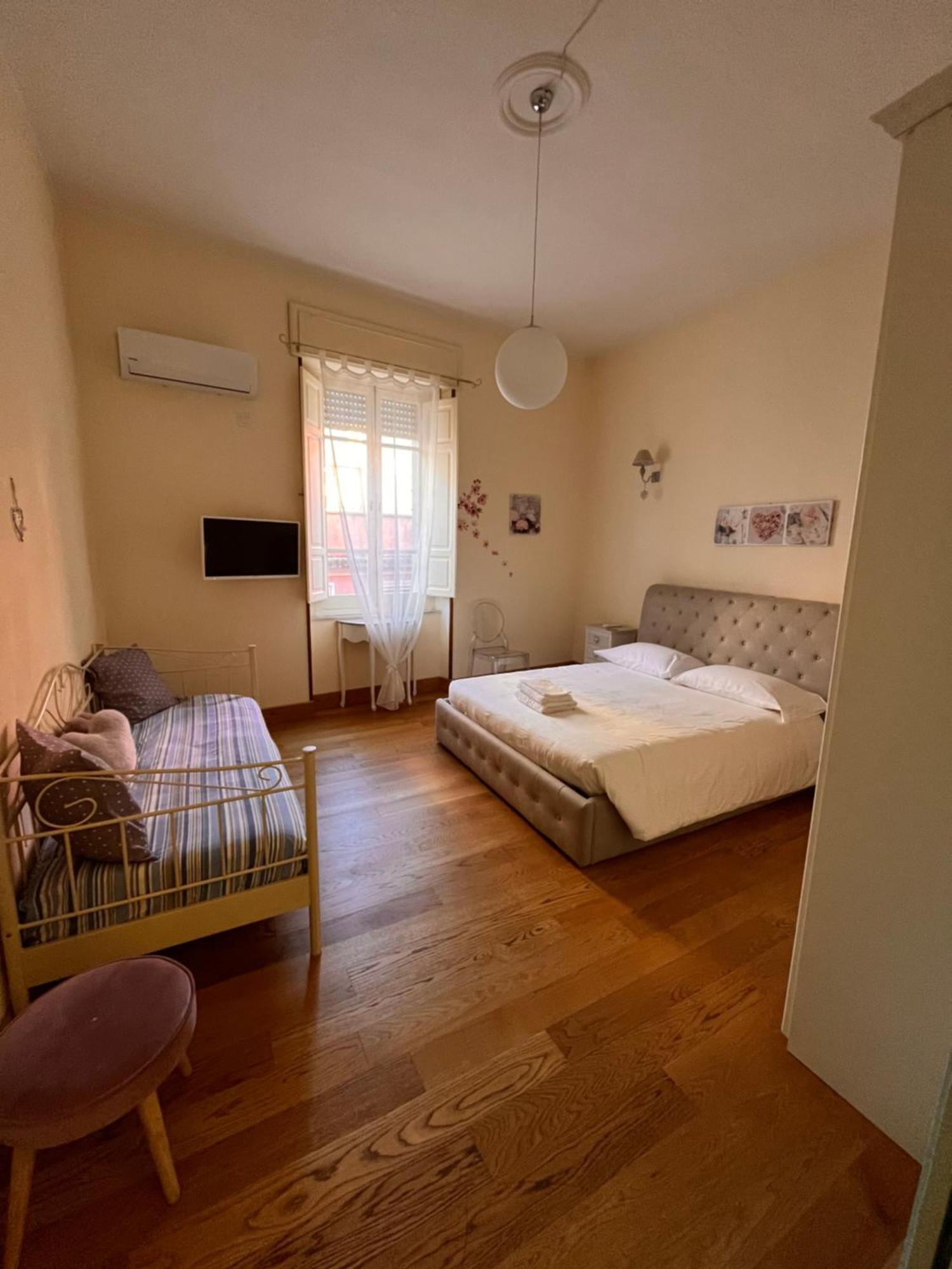Appartamento Centro Storico Cagliari - Alter Nos House Exterior foto